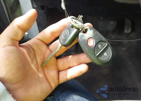 2017 Toyota Tundra Sr 5.7L V8 from USA, damaged, VIN 5TFUW5F15HX651401